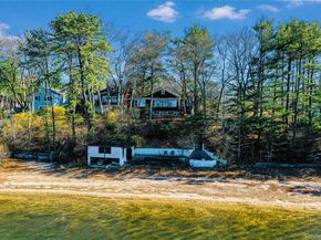 97 Lakeside Trail, Ridge NY 11961