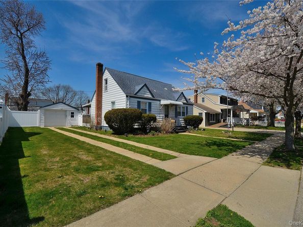 24 Linden Boulevard, Hicksville NY 11801