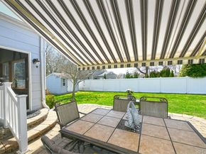 2 Keats Place, Greenlawn NY 11740