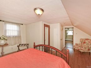 2 Keats Place, Greenlawn NY 11740