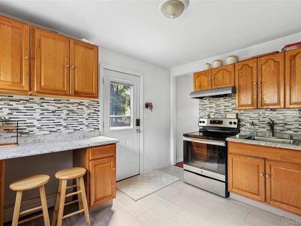 12 Lakeview Drive, Middle Island NY 11953