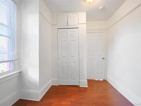 32-25 30th Street, Astoria NY 11106