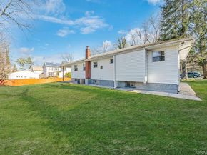 45 Roslyn Road, Roslyn Heights NY 11577