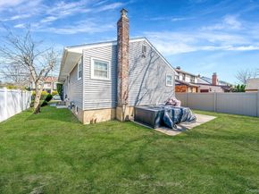 828 Barth Drive, North Baldwin NY 11510