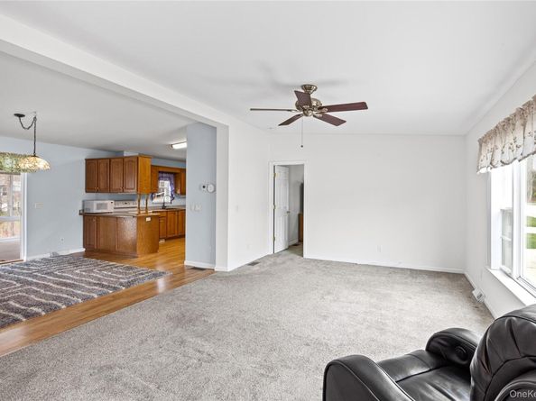 638 Fresh Pond Avenue 343, Calverton NY 11933