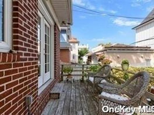 7523 Narrows Avenue, Brooklyn NY 11209