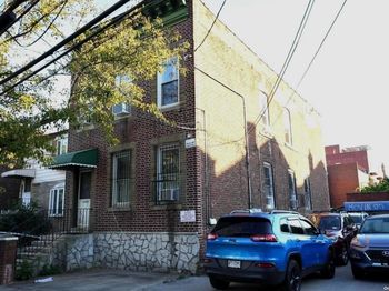 57-40&38 Seabury Street
