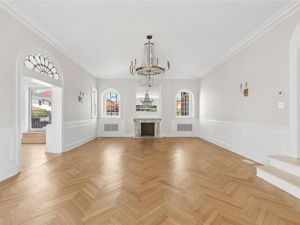 65 W Beech Street, Long Beach NY 11561
