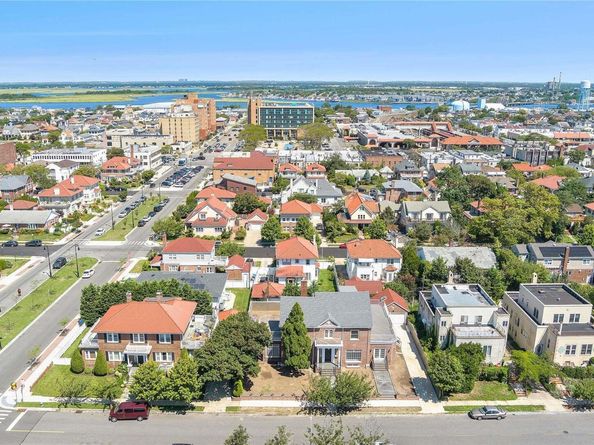 65 W Beech Street, Long Beach NY 11561