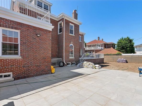 65 W Beech Street, Long Beach NY 11561
