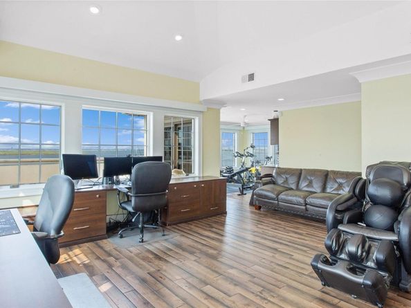 853 W Park Avenue, Long Beach NY 11561