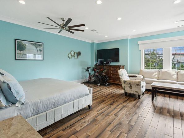 853 W Park Avenue, Long Beach NY 11561