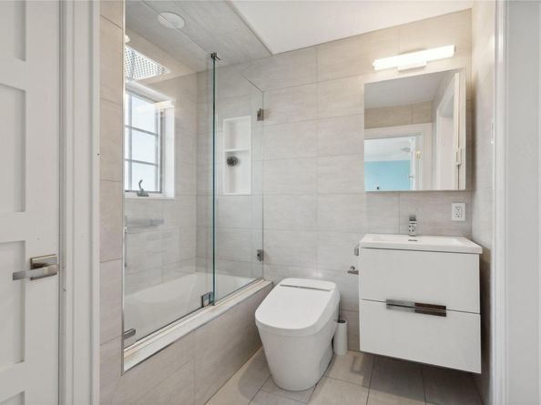 853 W Park Avenue, Long Beach NY 11561