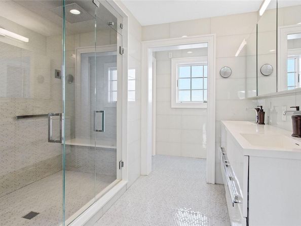 853 W Park Avenue, Long Beach NY 11561