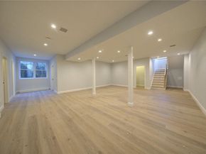 6 Crystal Mews Lane, East Hampton NY 11937