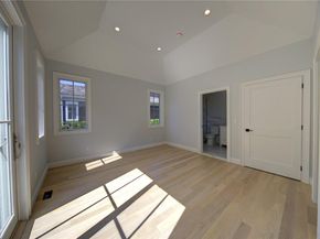 6 Crystal Mews Lane, East Hampton NY 11937