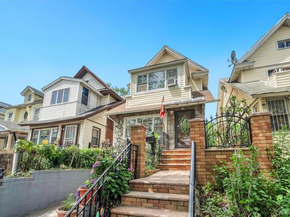 10530 Van Wyck Expressway, Richmond Hill S. NY 11419
