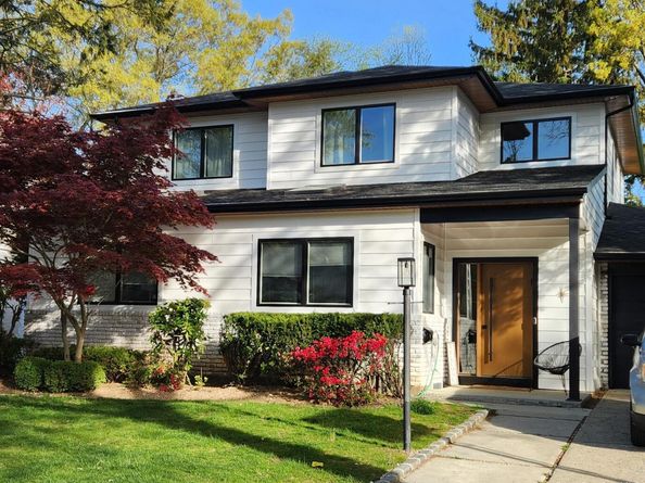 25 Lewis Lane, Port Washington NY 11050