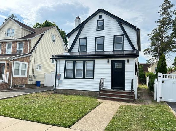109 Leverich Street, Hempstead NY 11550