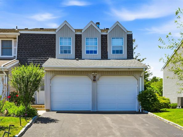 84 Woodlake Drive W, Woodbury NY 11797