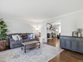 9 Northumberland Drive, Shoreham NY 11786