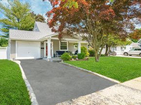 87 Tardy Lane N, Wantagh NY 11793
