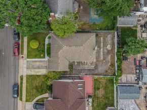 54 E Maujer Street, Valley Stream NY 11580