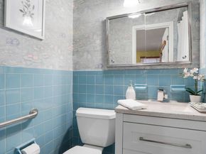 54 E Maujer Street, Valley Stream NY 11580