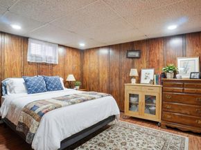 54 E Maujer Street, Valley Stream NY 11580