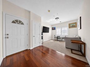330 Maple Avenue 2, Westbury NY 11590