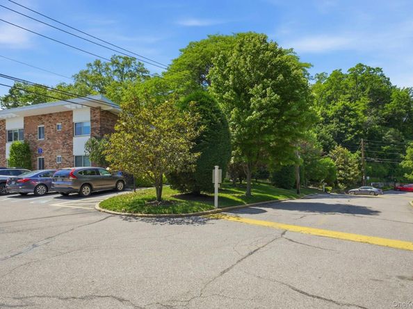 200 Lexington Avenue 8B, Oyster Bay NY 11771