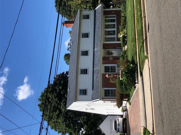 83 Saint Pauls Road N, Hempstead NY 11550