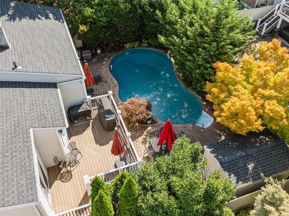 1650 James Street, Merrick NY 11566