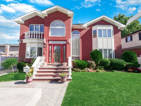 6515 172nd Street, Fresh Meadows NY 11365