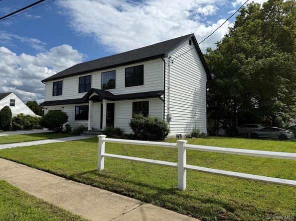 438 Von Elm Avenue, East Meadow NY 11554