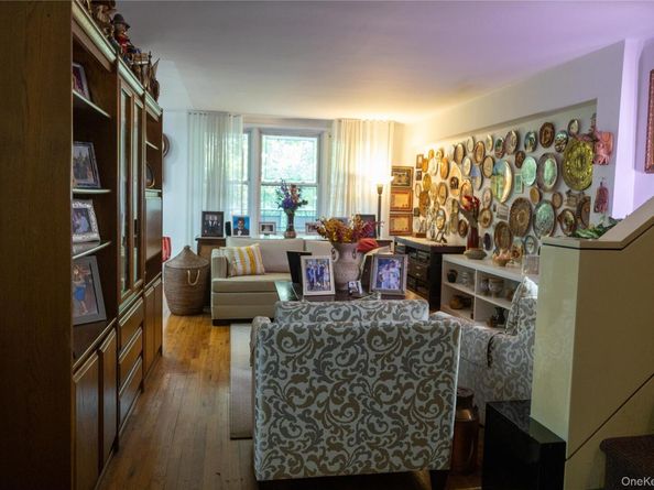 144-70 41st Avenue 3H, Flushing NY 11355