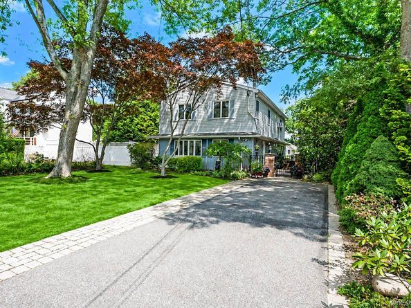 45 Reeves Road, Center Moriches NY 11934