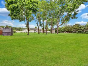 98 Granny Road, Farmingville NY 11738