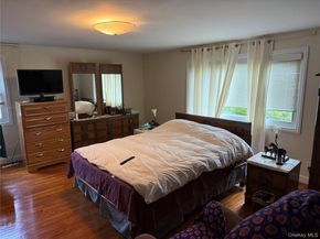 Undisclosed Address #1000840, Yonkers NY 10701