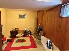Undisclosed Address #1000840, Yonkers NY 10701