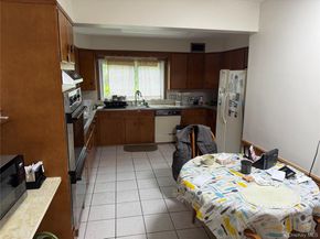 Undisclosed Address #1000840, Yonkers NY 10701