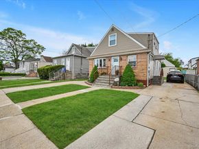 126 Roeckel Avenue, Valley Stream NY 11580