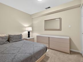 240-17 Oak Park Drive 73A, Douglaston NY 11362