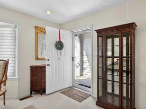 240-17 Oak Park Drive 73A, Douglaston NY 11362
