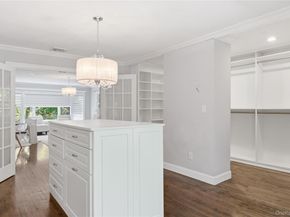 10 Stony Run Court, Dix Hills NY 11746