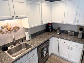 252 Barn Swallow Court, Manorville NY 11949