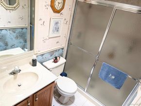 252 Barn Swallow Court, Manorville NY 11949