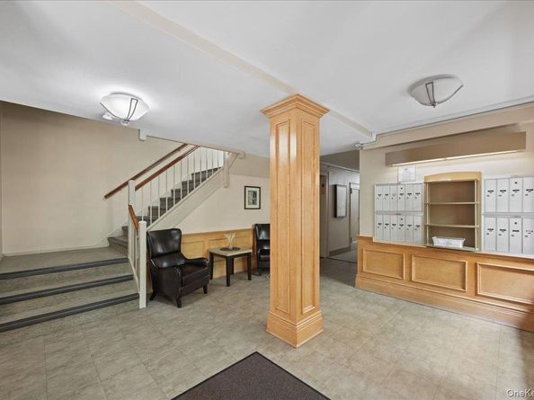 51 White Oak Street 4D, New Rochelle NY 10801