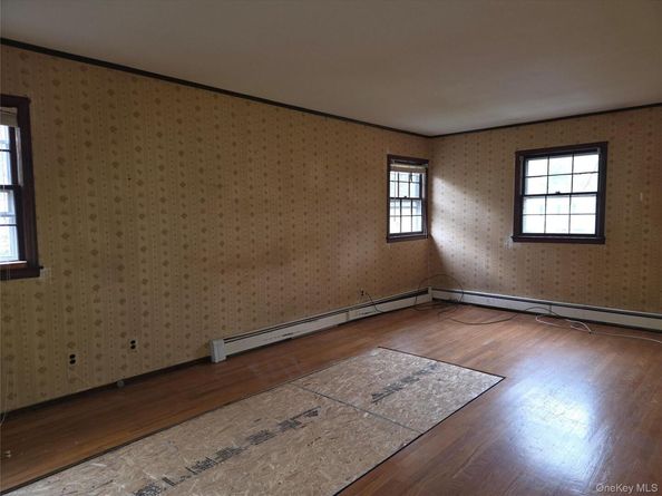 7 Michael Place, Nesconset NY 11767