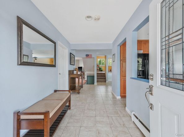 10 Magellan Avenue, Kings Park NY 11754